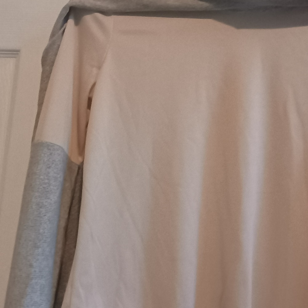 NWT Pleione Nordstrom Gray Layered Cape Tunic Top Long Sleeve Blouse Sz S/M‎ - Picture 6 of 12